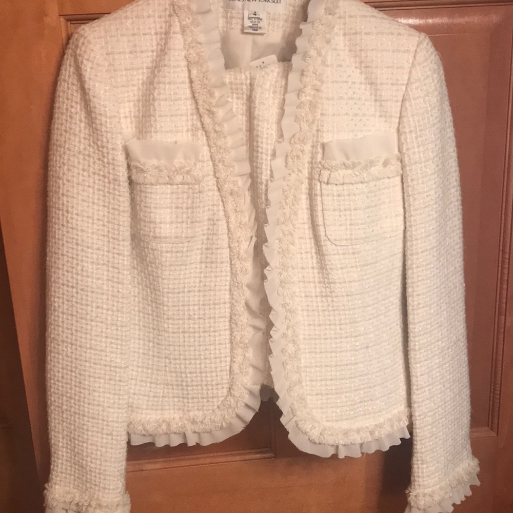 White and cream tweed matching set